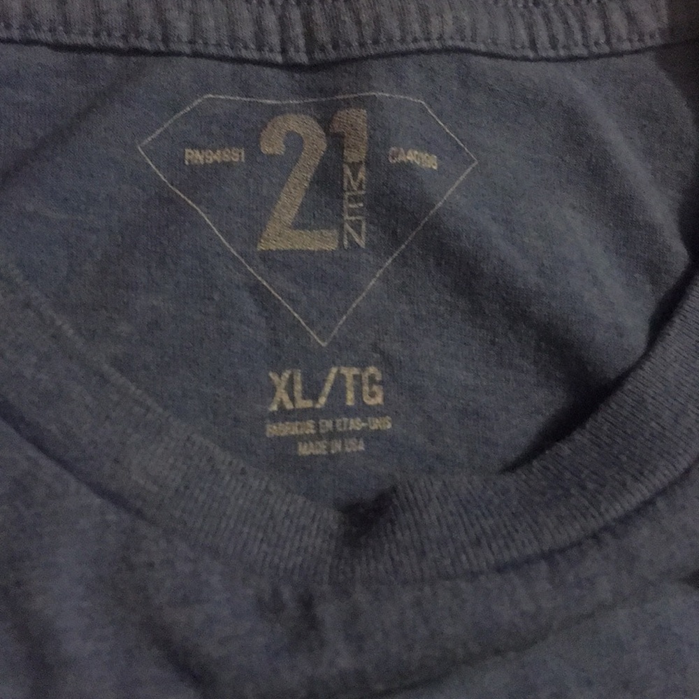Smiley face t-shirt - Picture 3 of 3